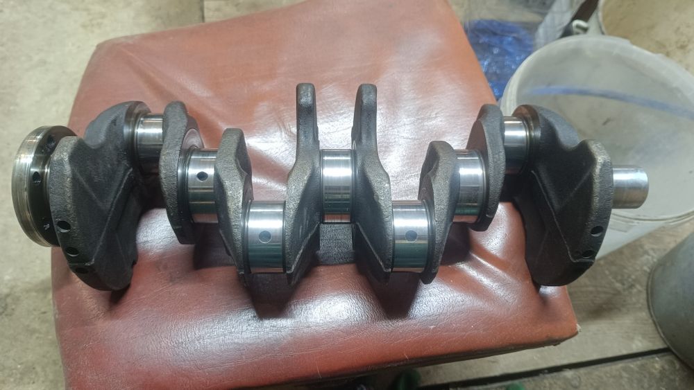 Колінвал Рено 1.9 dci