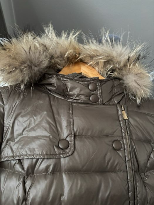Пуховик Trussardi оригінал з натуральним хутром, розмір 42