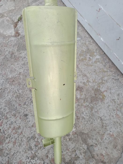 Задний глушитель на ВАЗ пр-во СССР