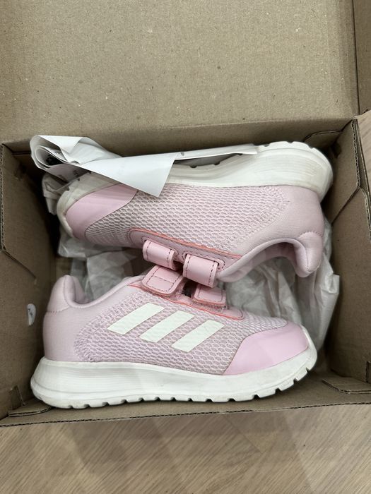 Кросівки дитячі рожеві adidas оригінал в сіточку