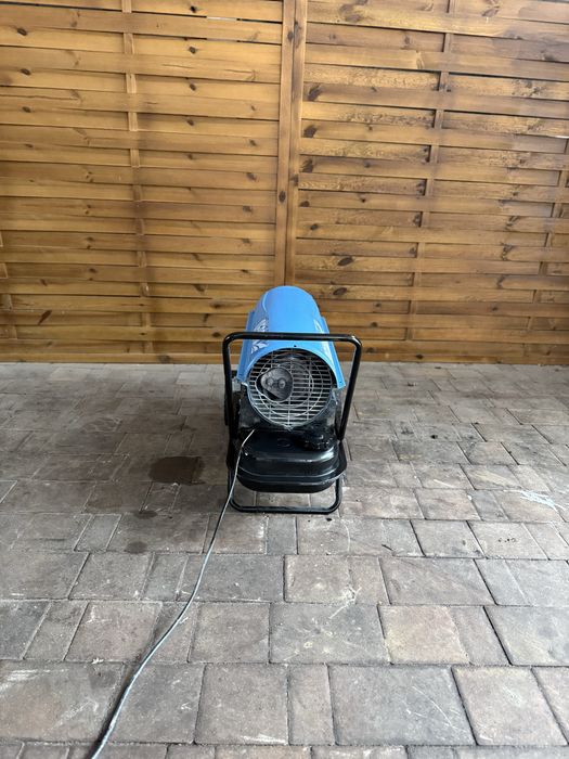 Nagrzewnica olejowa DEDRA na kółkach 20 kW – sprawna, mocna