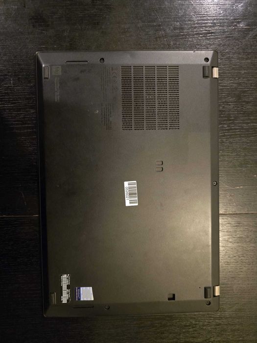 Lenovo ThinkPad T14s G1 – Portátil Premium, Excelente Estado