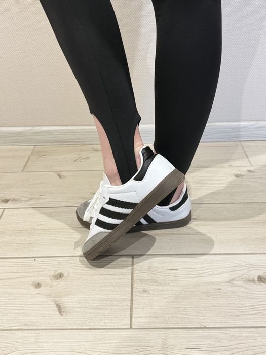 Кросівки жіночі Adidas Samba