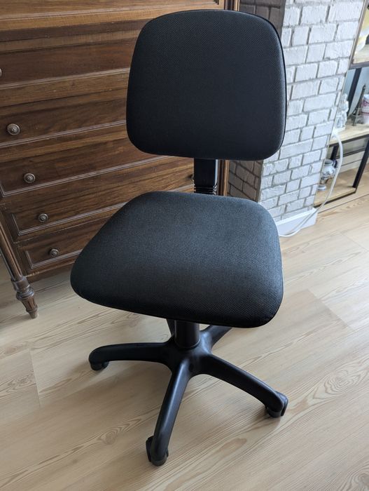 Cadeira de escritório ergonómica/Office chair ergonomic