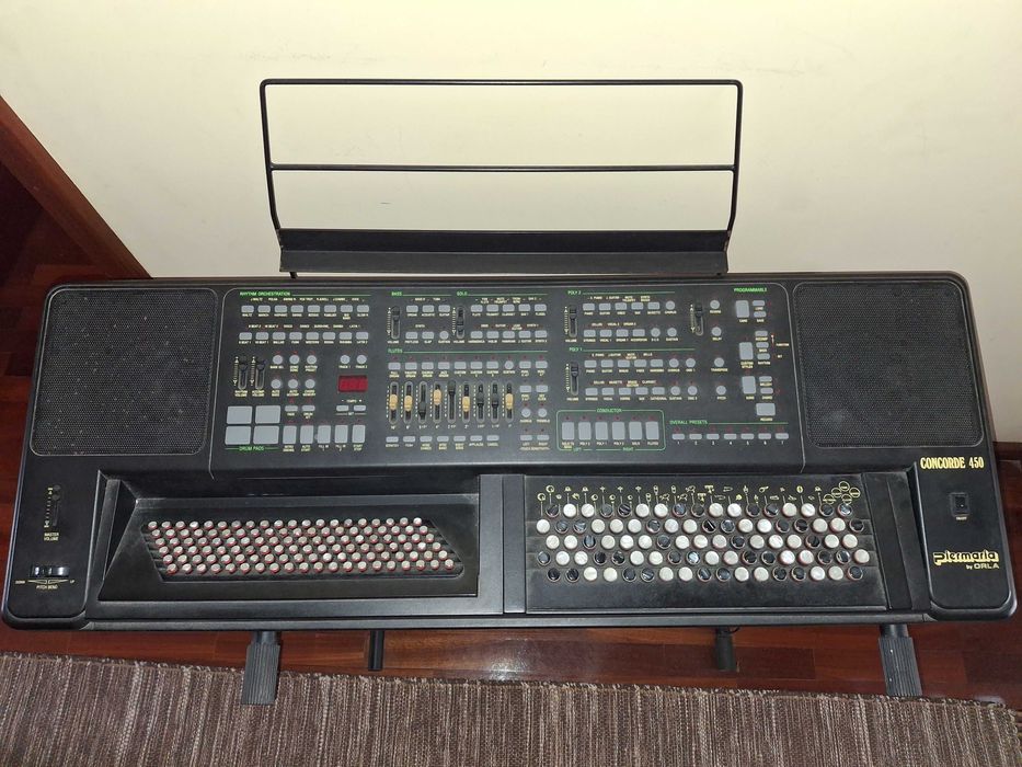 Órgão Orla Piermaria concorde 450 (bom estado 100% funcional)