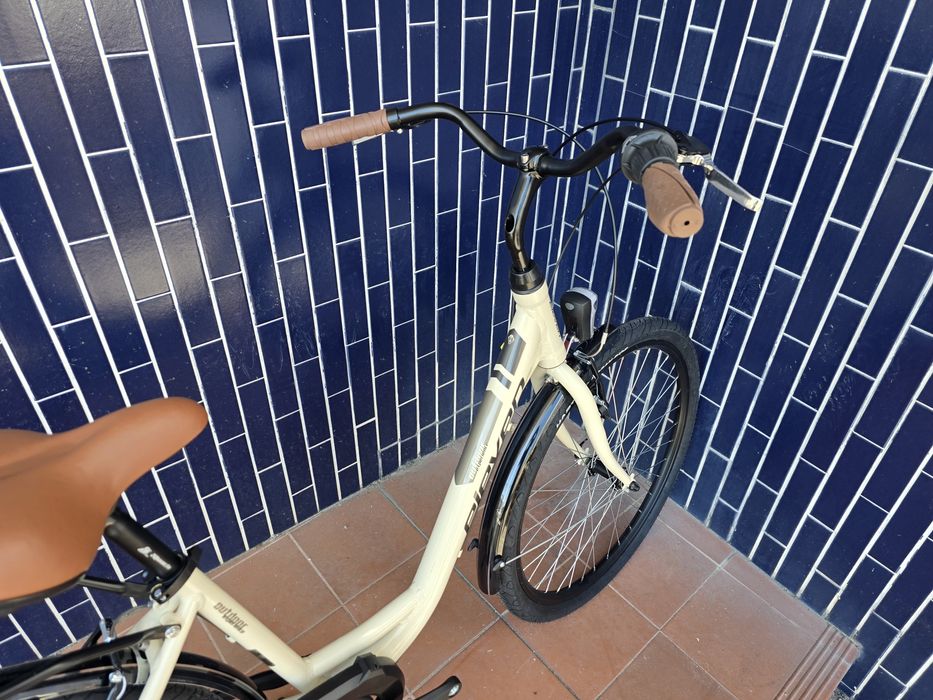 Bicicleta de aluminio citadina nova