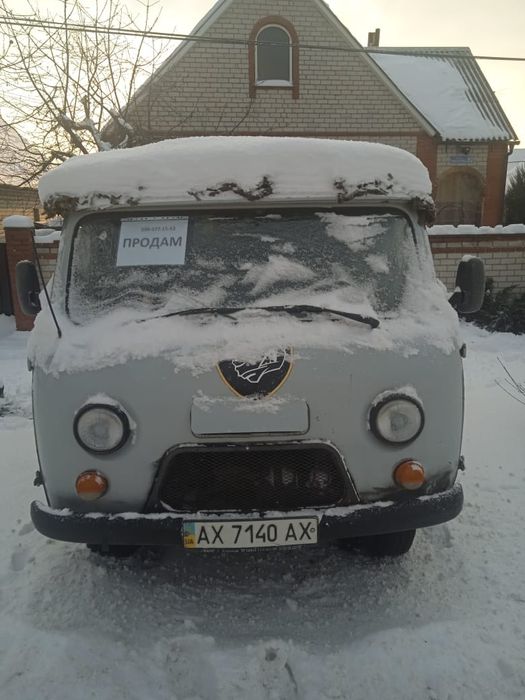 Продам УАЗ 3909
Двигун. 402. масла не бере
КПП 4 ст мости в робочому с