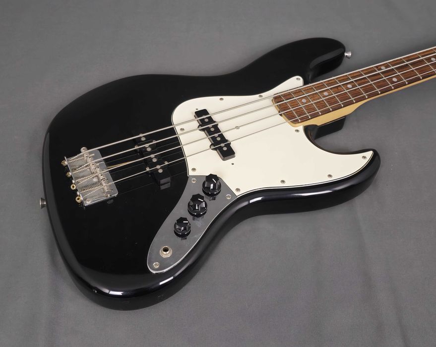 Fernandes Bass Black MIJ Gitara Basowa