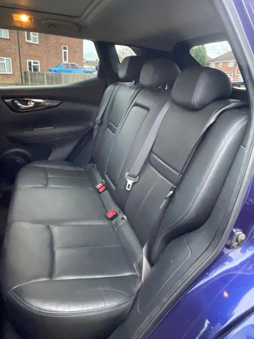 Nissan Qashqai 1.5 dCi Tekna (Inglês)