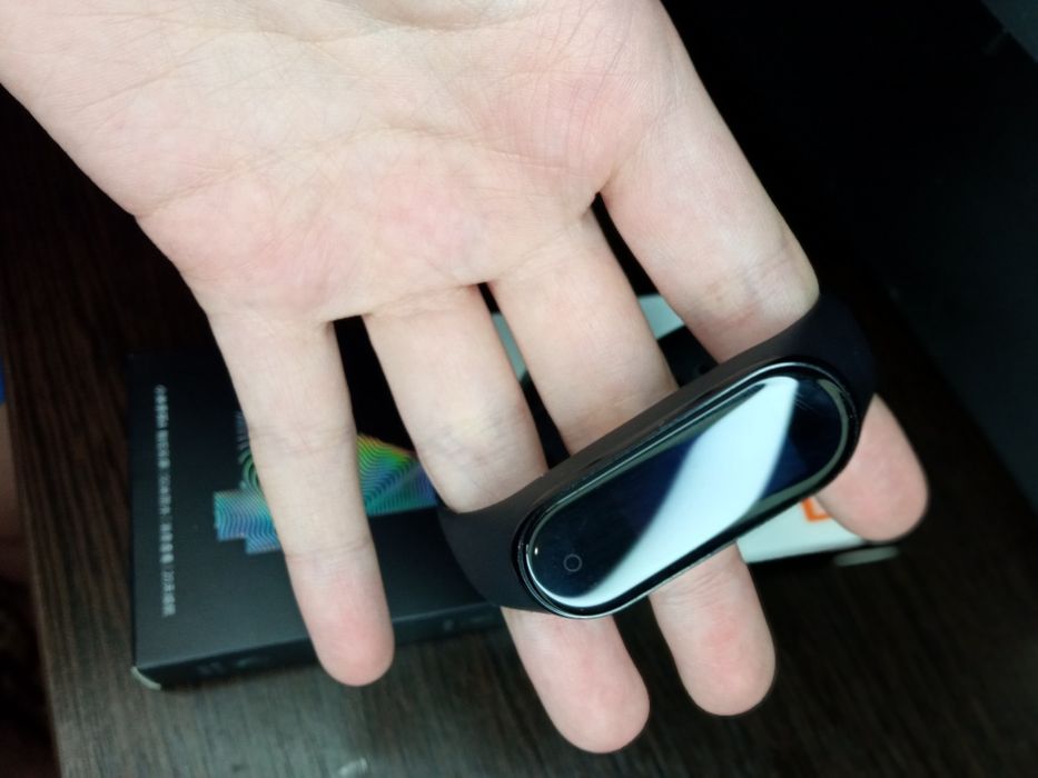 Xiaomi Mi Smart Band 4 (оригинал)