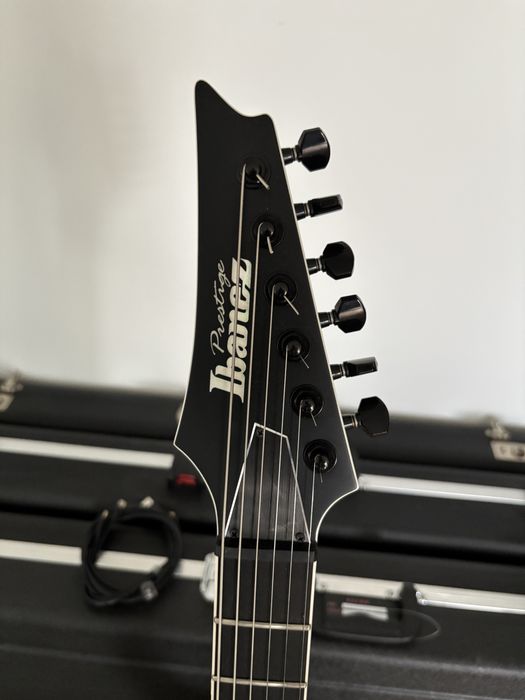 Ibanez prestige rgr652 AHB WK