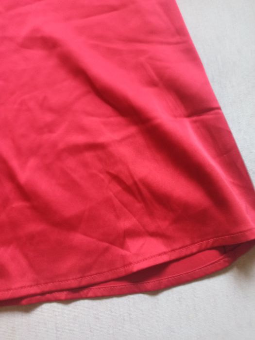 Koszulka nocna czerwona na ramiączka