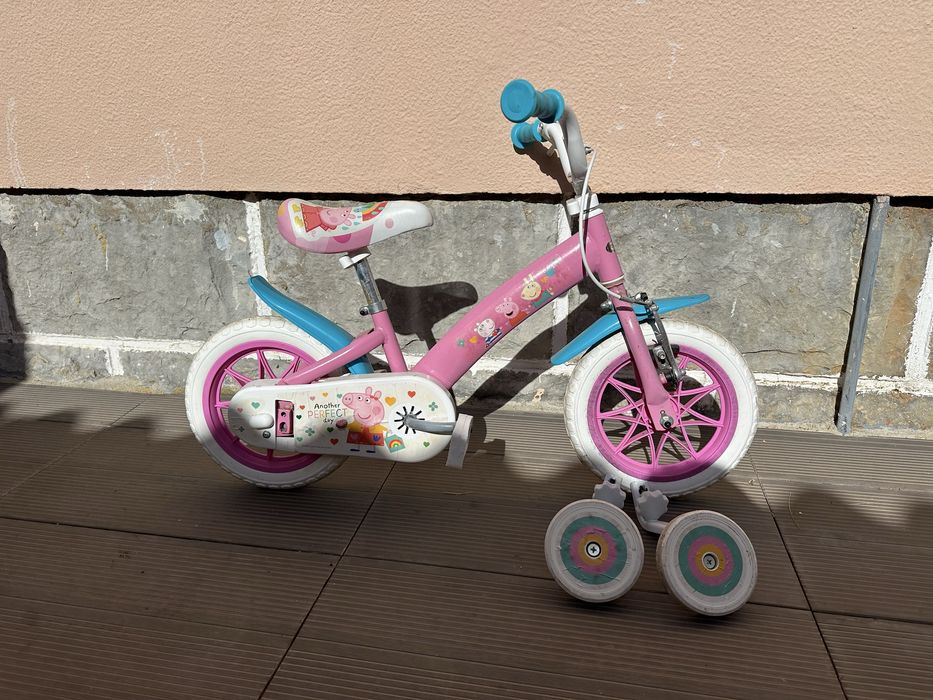 Bicicleta da Peppa toys r’us (nova 135€)
