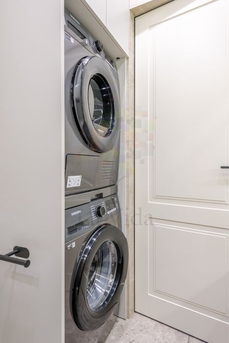 Продаж 2-кімнатної квартри Файна Таун 66,3 м² ЖК Файна Таун, Салютна,