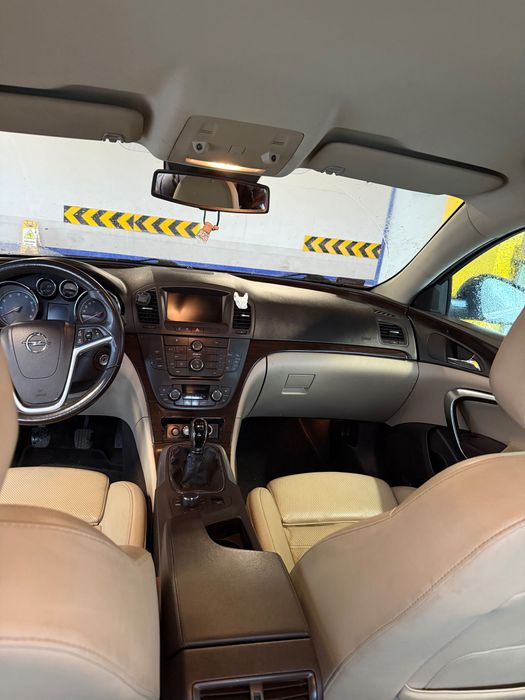 Sprzedam Opel insignia 2.0t 220km z lpg