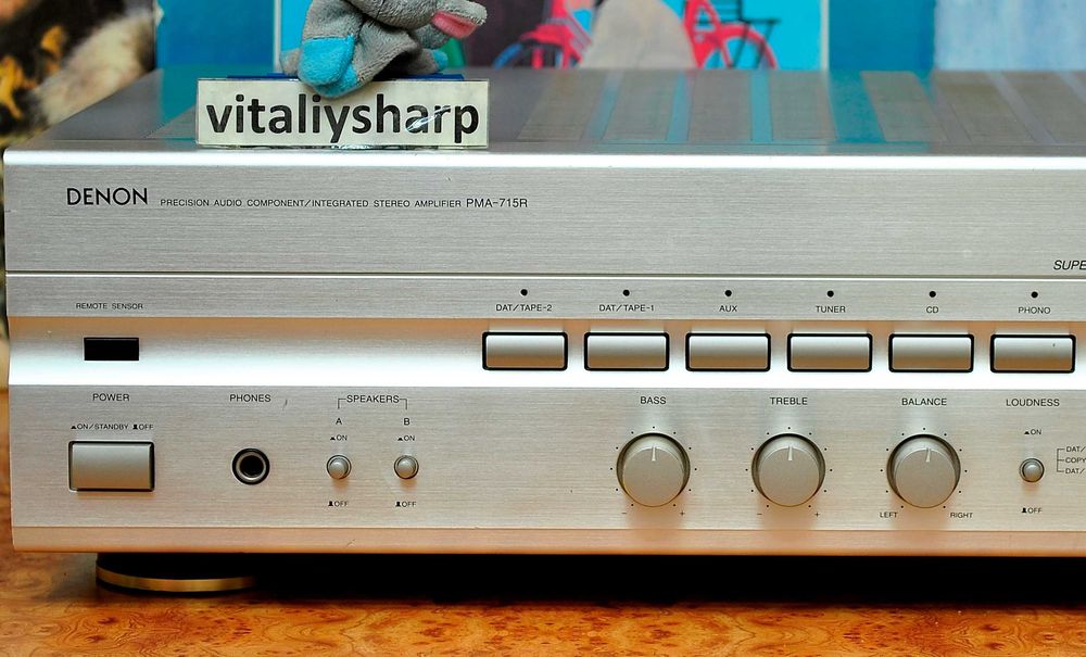 Крутой DENON PMA-715R (126 637) 65вт/100вт идеал сост черный и серебро