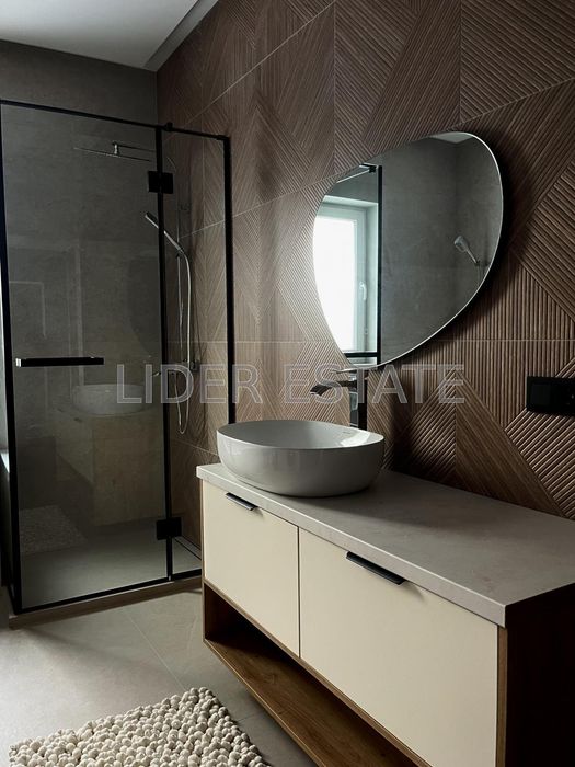 Довгострокова Оренда таунхауса в Таунхаус Village