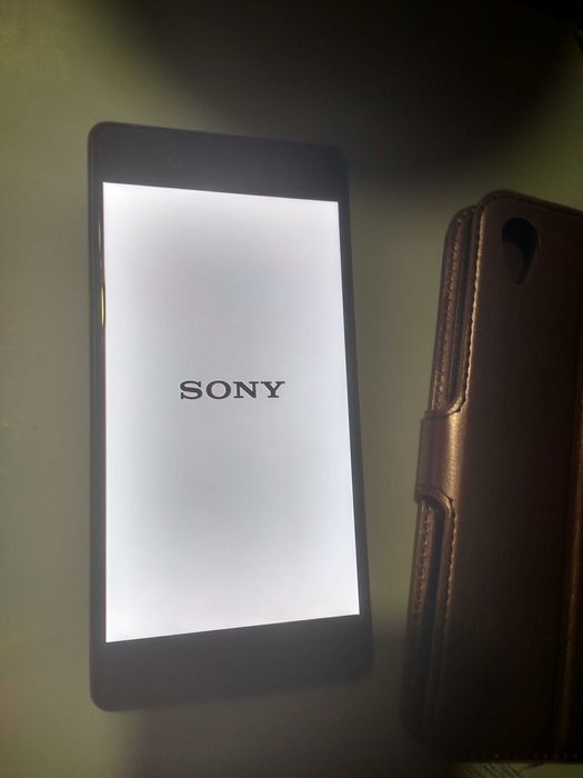 Sony xperia F5122 3/64Gb
