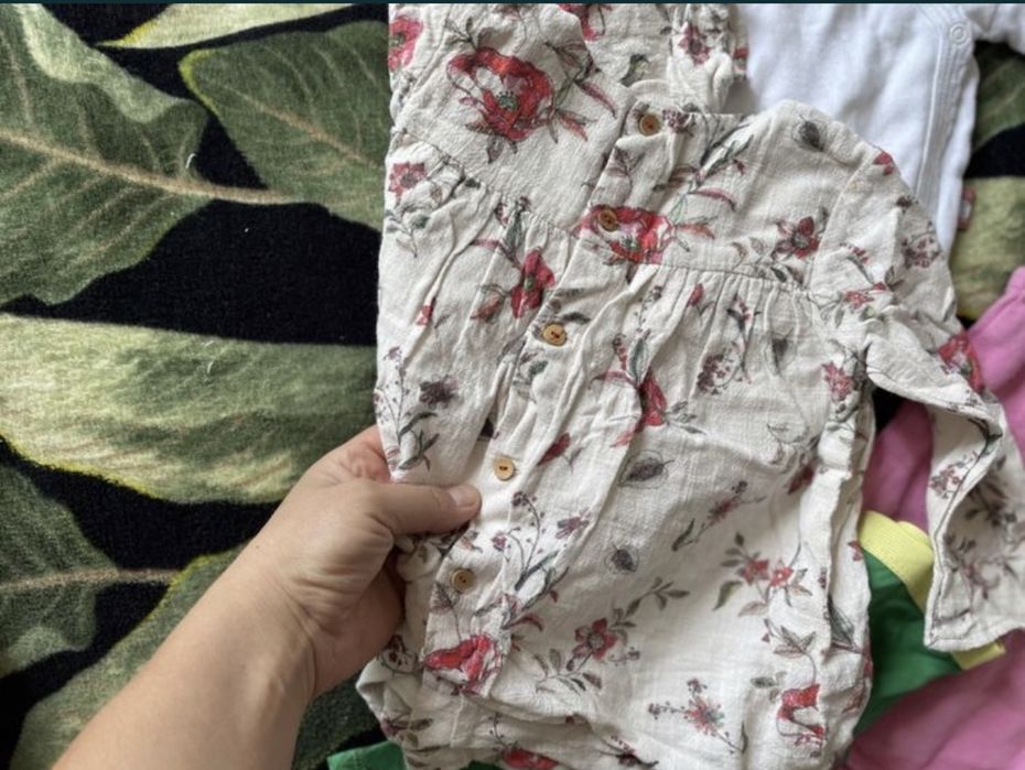 Wyprzedaż dziecięcych ubranek 68 i 74 body  zara hm