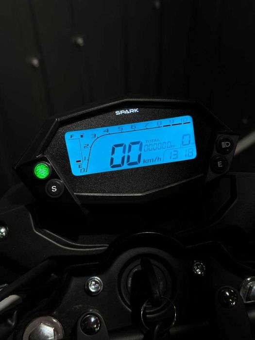 Новий мотоцикл Spark SP200R-26T