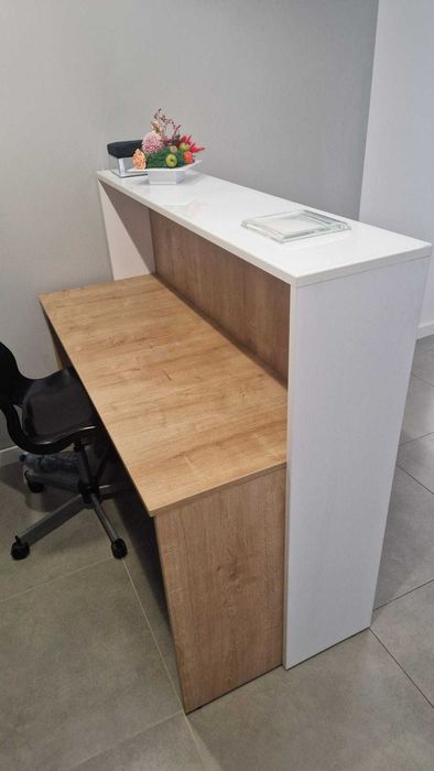 Recepcja lada recepcyjna biurowa 138x60x120 cm – nowoczesna