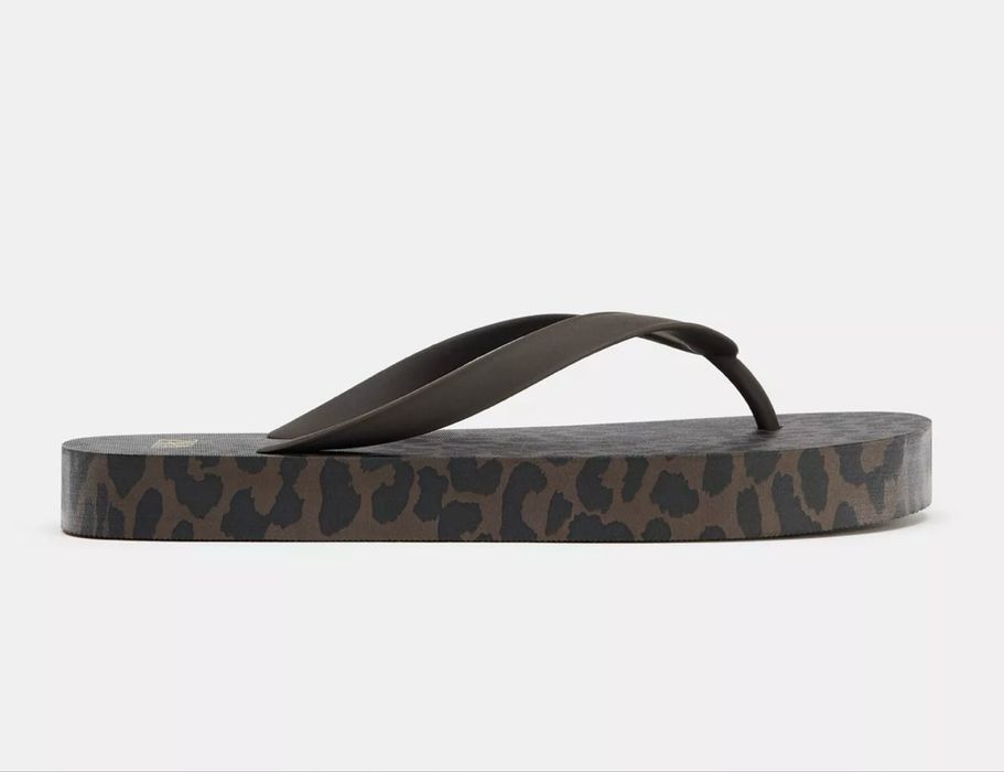Вʼєтнамки шльопанці сандалі жіночі Zara 37