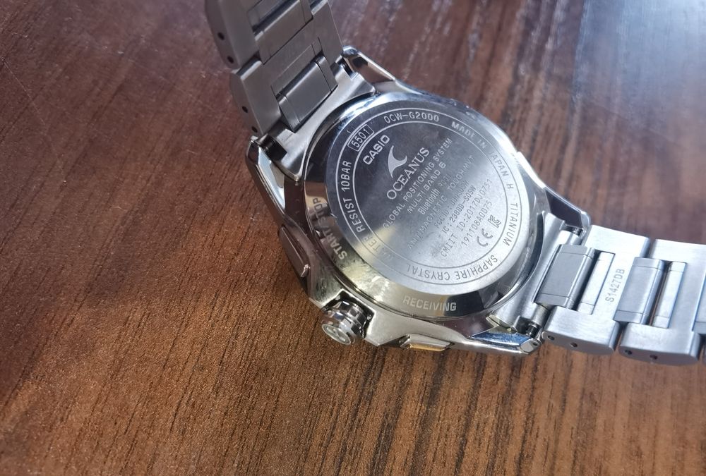 Casio Oceanus OCW-G2000 1AJF GPS Bluetooth Radio Control