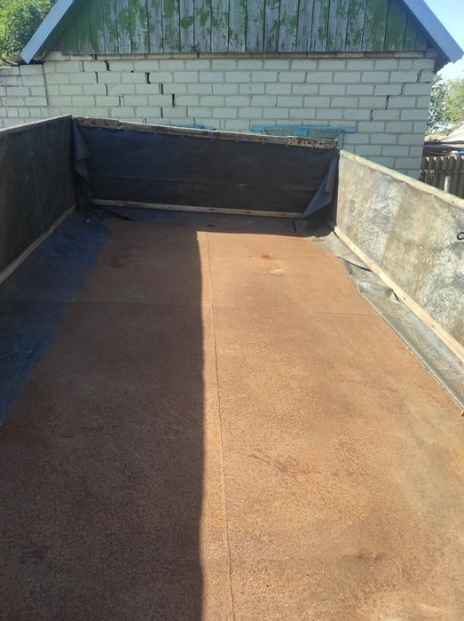 Продам тракторный прицеп 2ПТС-4