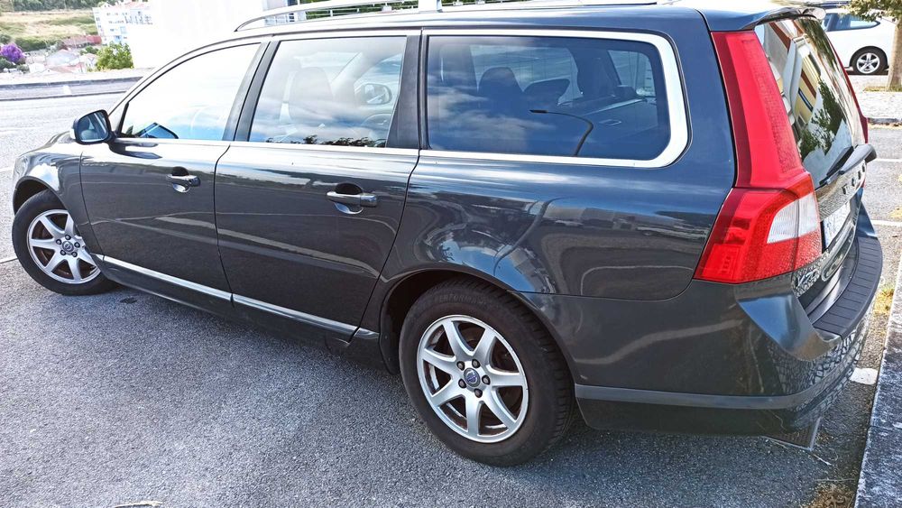 Volvo V70 1.6 2010 – Avariado