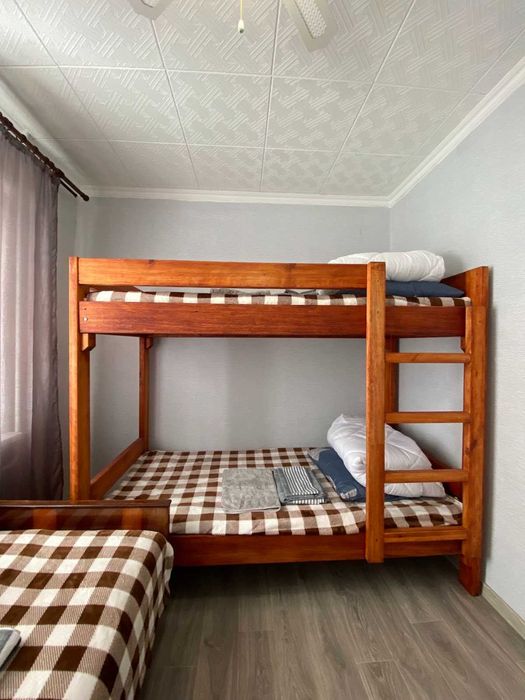 3и-кімнатна квартира, 12 спальних місць, Будівельників, ОФІЦІЙНО!