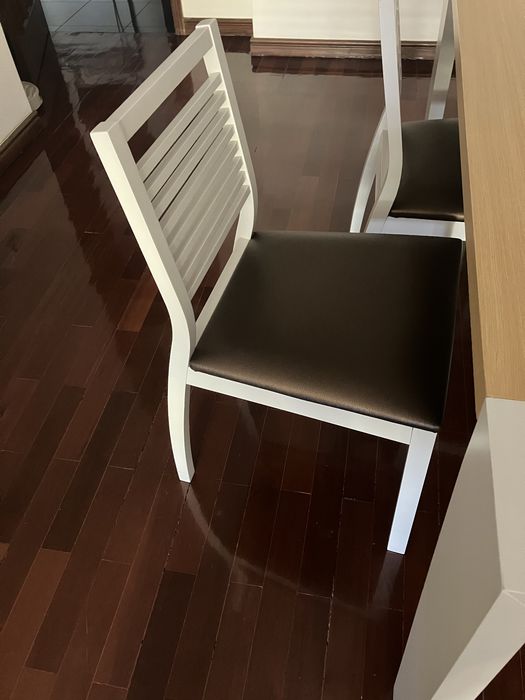 Conjunto Sala de Jantar Antarte | Aparador + Mesa Extensível + 6 Cadeiras - Preço Negociável