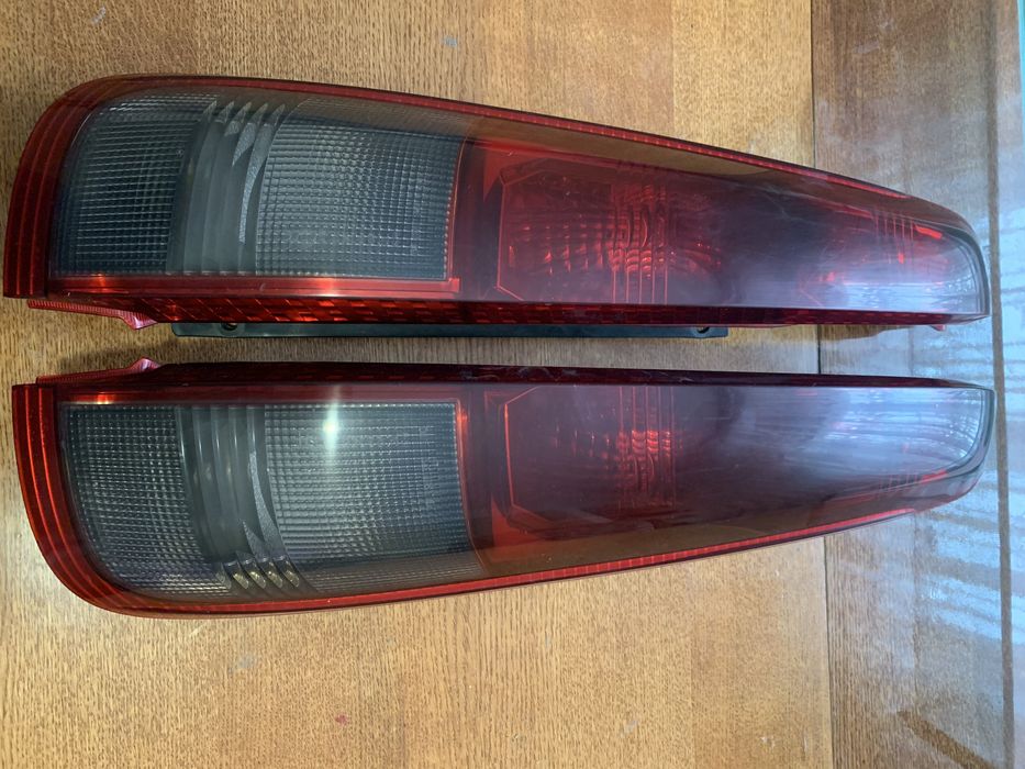 Задні фонарі стопи Nissan Xtrail T30