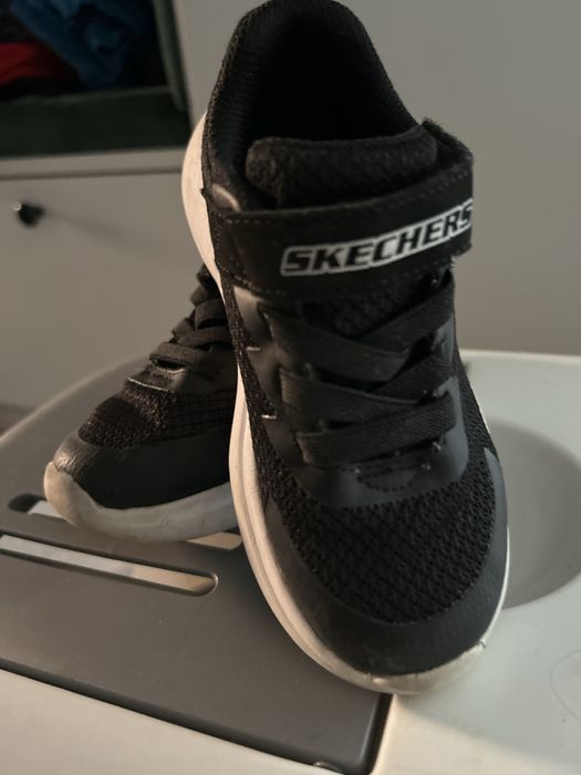 Buty sportowe skechers r.26