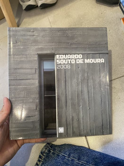 Vendo livros sobre arquitectura
