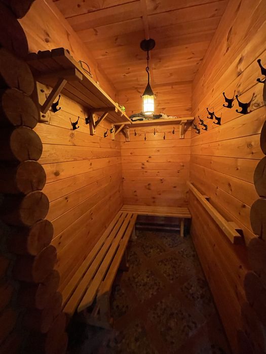 Продаж Комерційного приміщення з ремонтом, басейном. Центральний парк