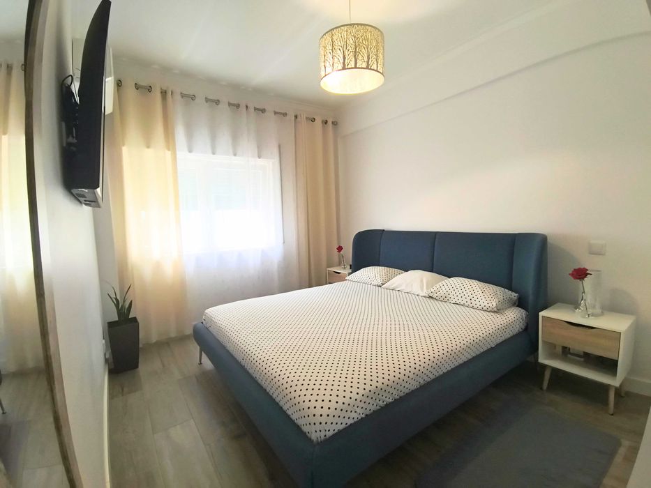 Apartamento T3 Renovado em Almada – Luz Natural e Conforto