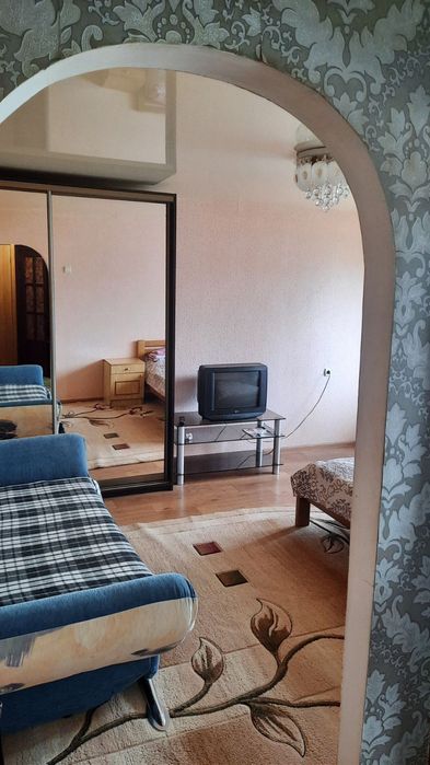 Здам квартиру подобово в центрі