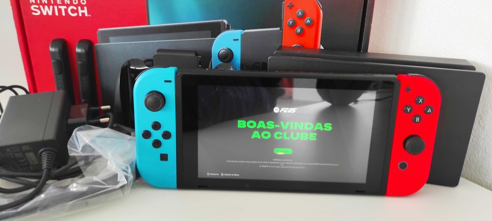 Nintendo Switch V2 - Desbloqueada CFW + Cartão 128GB