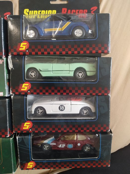 Carros antigos de colecção