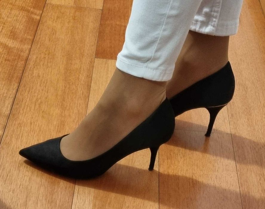 Sapatos camurça com dourado  - Zara Basic (38)