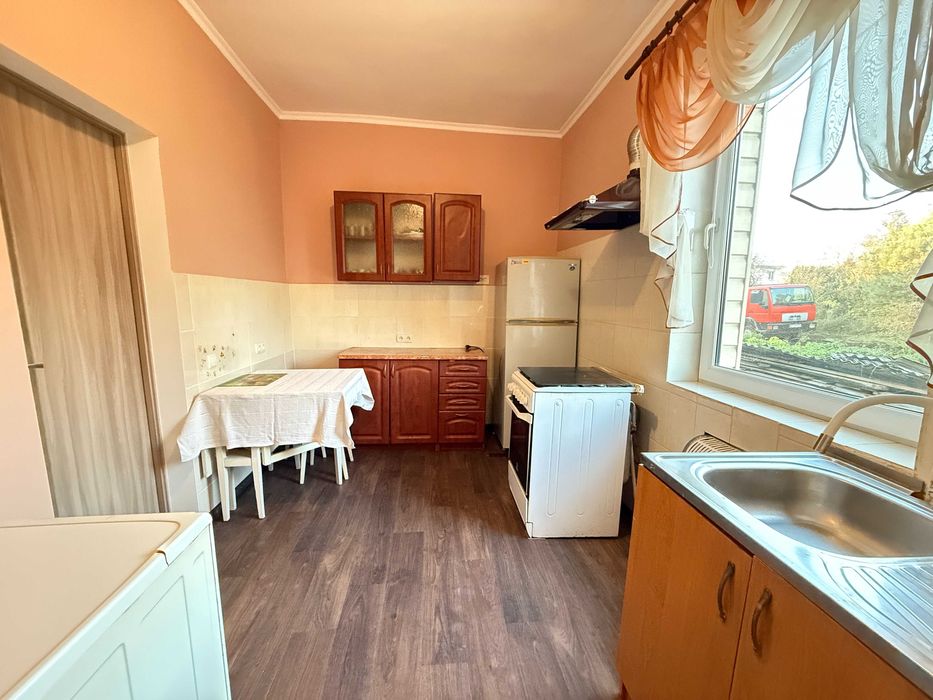 Продається  1-кімнатна квартира в центрі м.Стрий по вул. Шумлявщина.