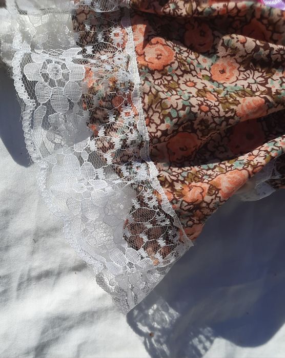 Boneca de Porcelana feita á mão