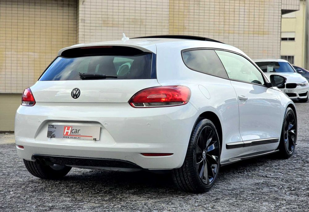 VOLKSWAGEN SCIROCCO 2.0TDI 140cv "FULL EXTRAS"