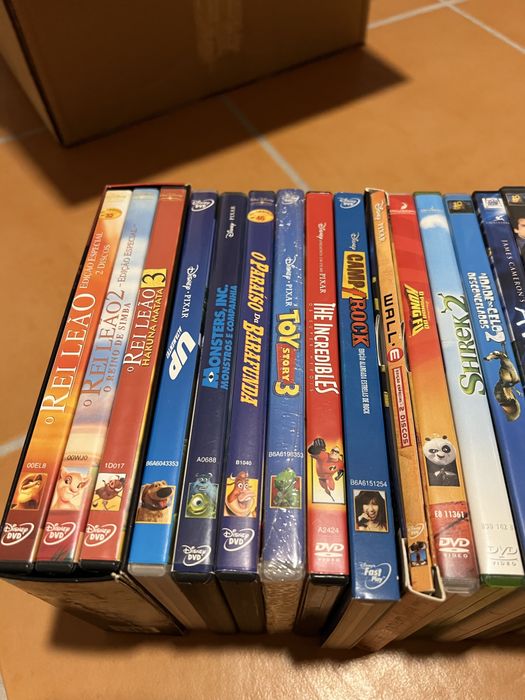 VHS and DVDs in Bulk or Separately64751556616579123