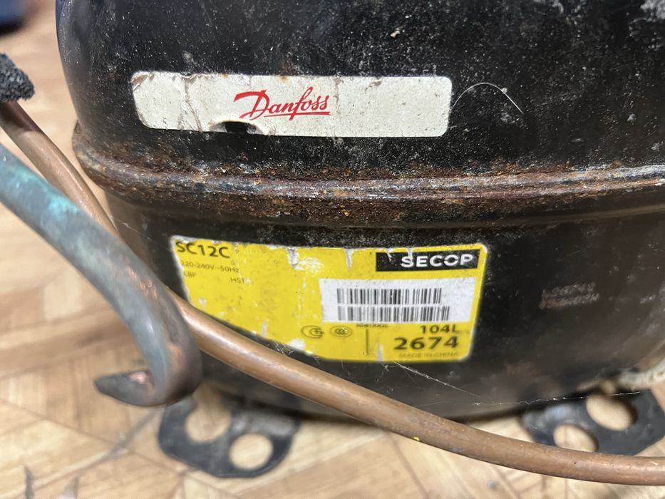 Холодильный компрессор,мотор Secop (Danfoss) SC12C
