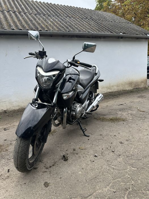 Продаю Suzuki gsr250