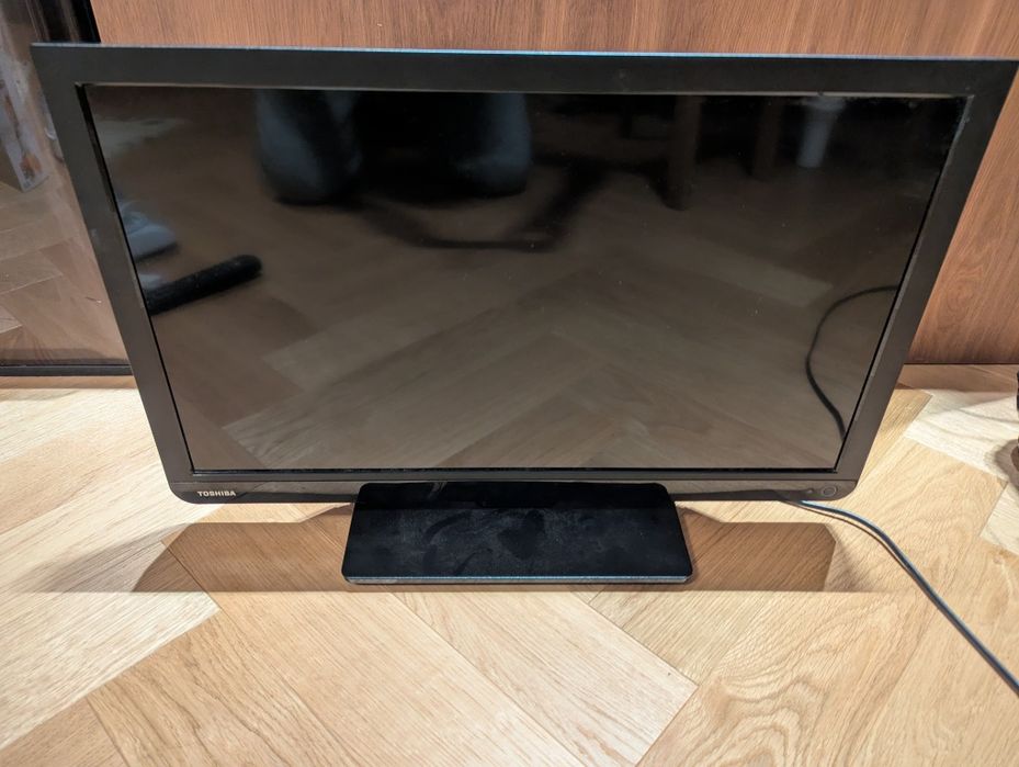 Telewizor Toshiba LED LCD 24 cale