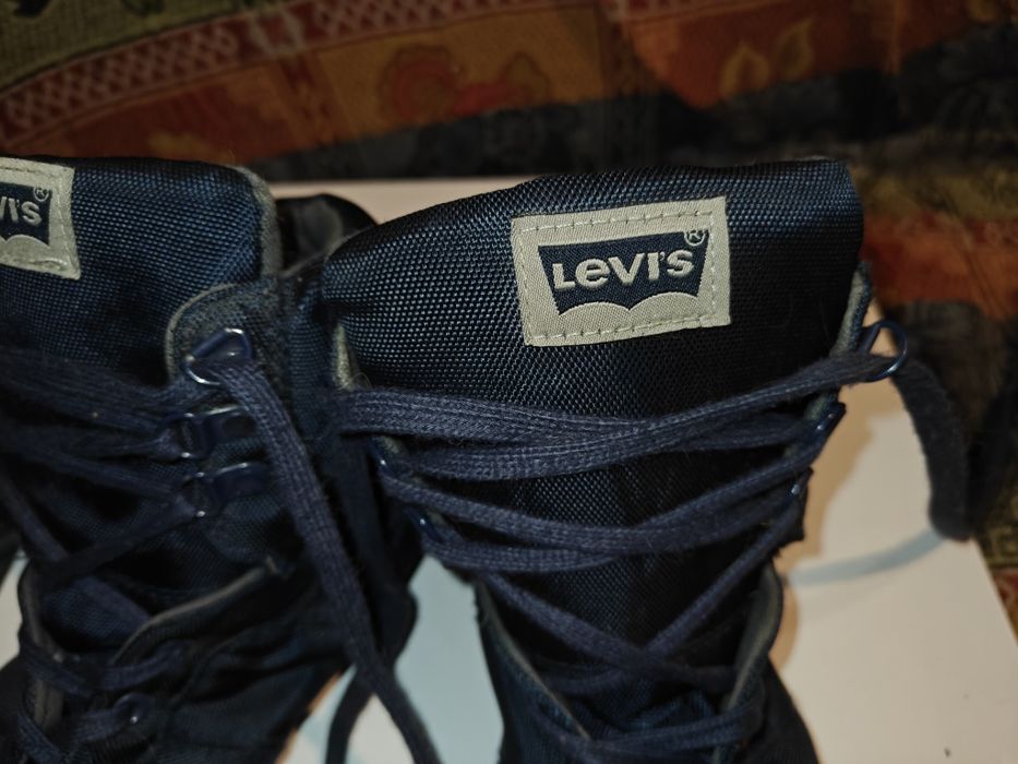 Чоловічі черевики Levis
