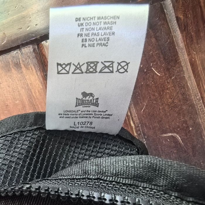 Бананка Lonsdale