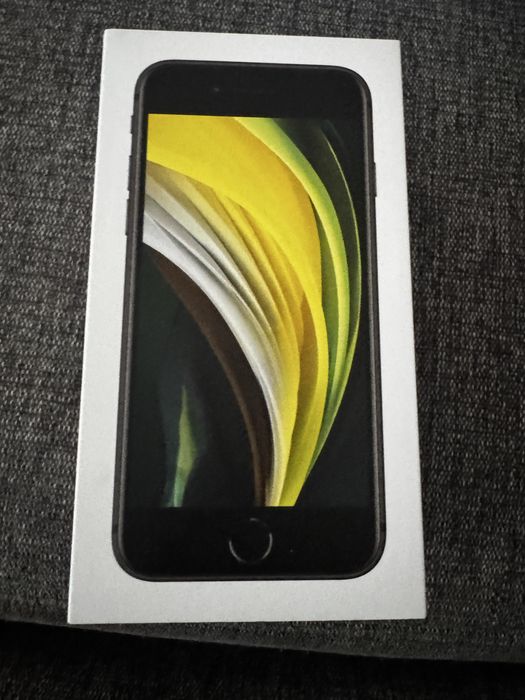iPhone Se pudełko